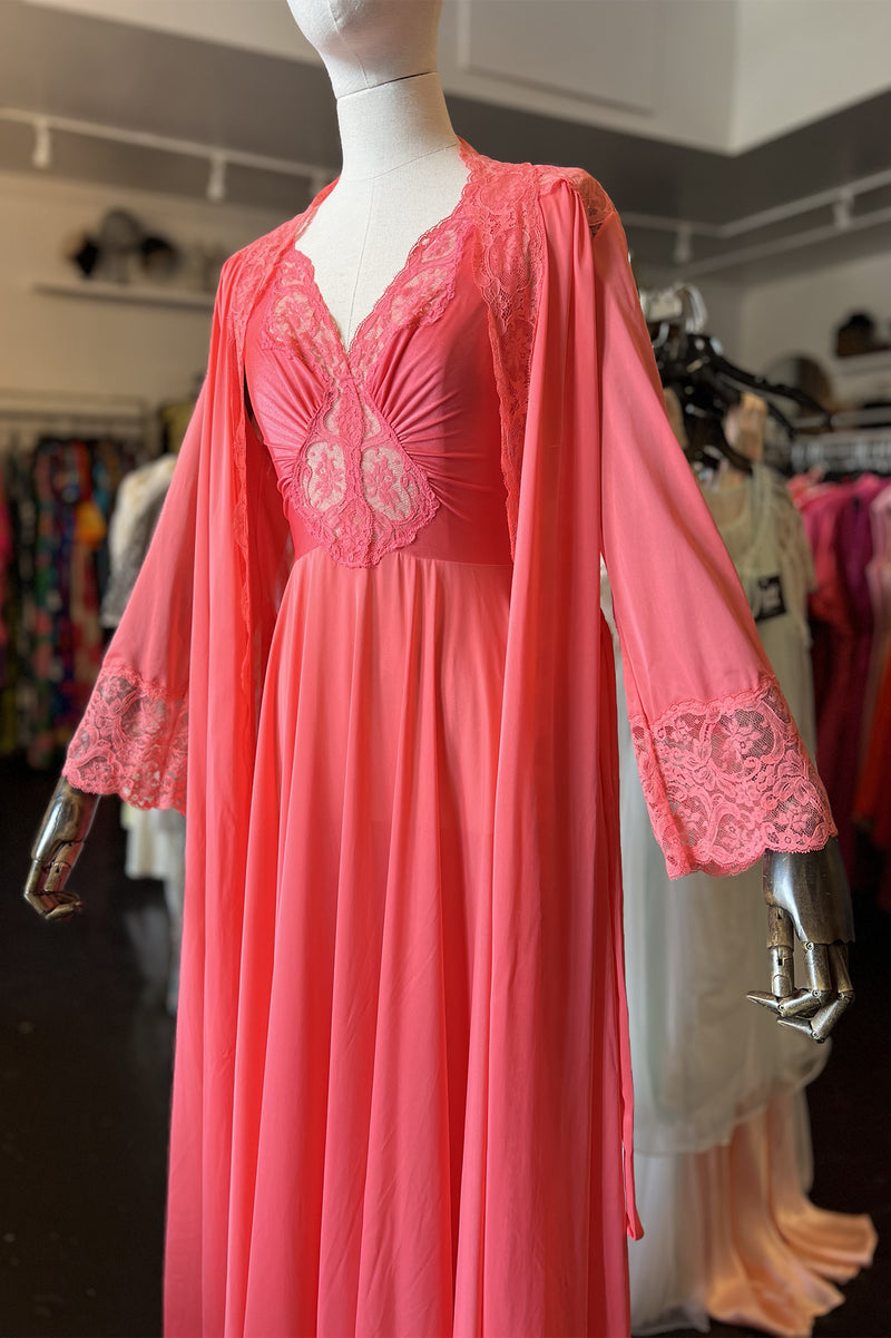 Vintage 1970s Salmon Pink Gown & Robe